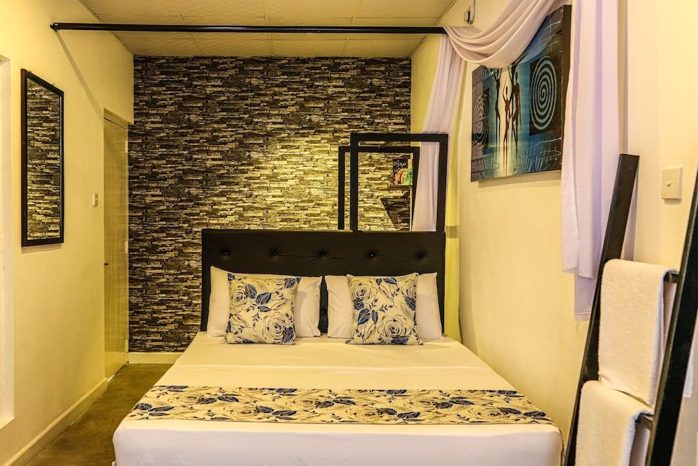 Mintaas Hotel Deluxe Double Room, 1 King Bed, Mountain View 4