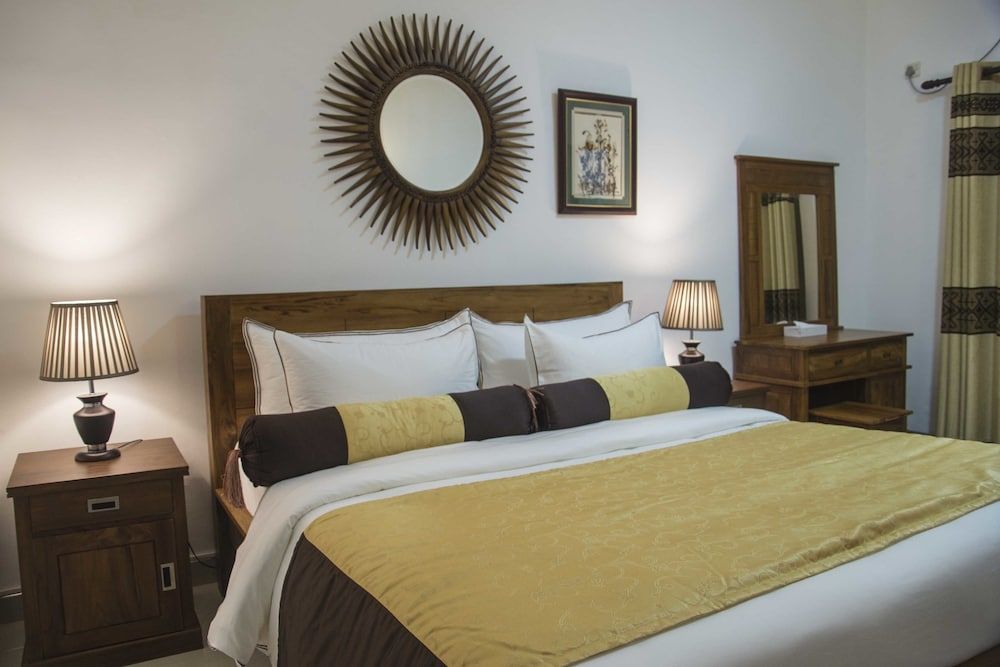 Eagle Regency Boutique Hotel Deluxe Triple Room, Multiple Beds, Non Smoking 2