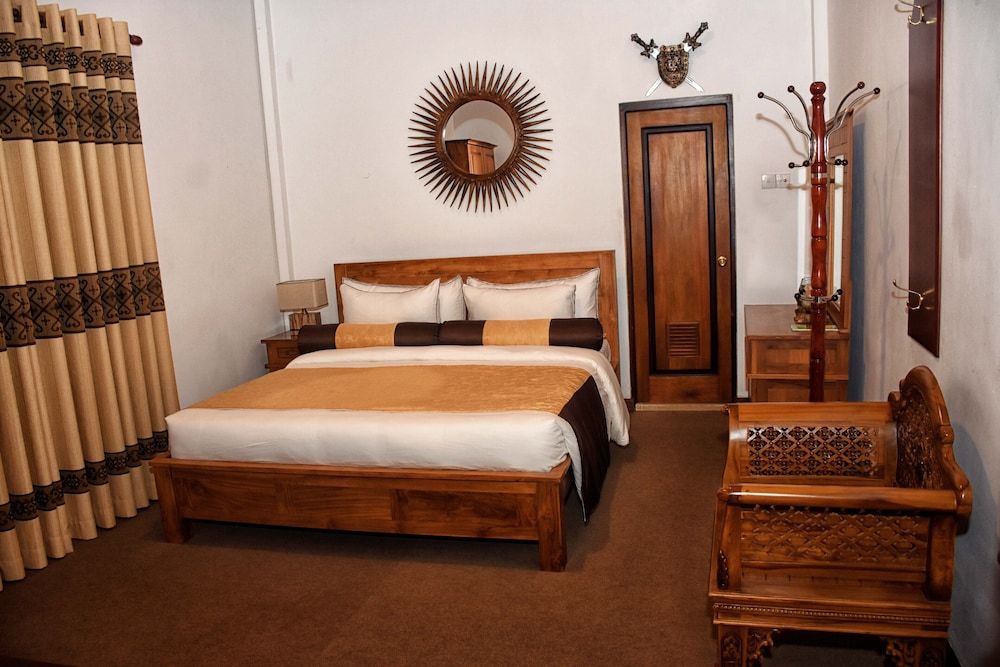 Eagle Regency Boutique Hotel Deluxe Double Room, 1 King Bed, Non Smoking 4