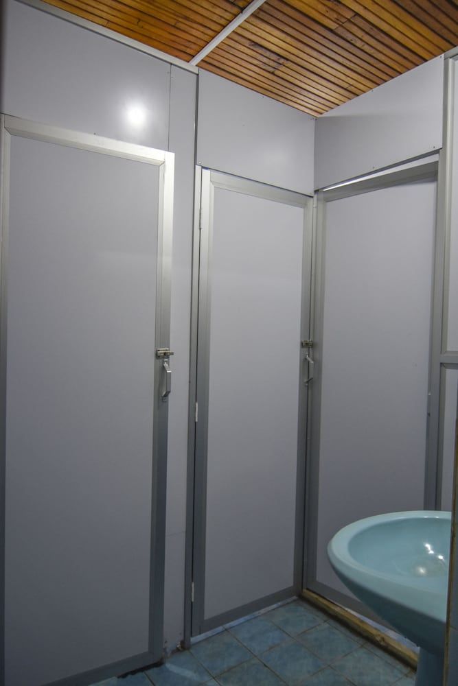 undefined Jay's Bunks-Kandy Hostel - Adults Only 2