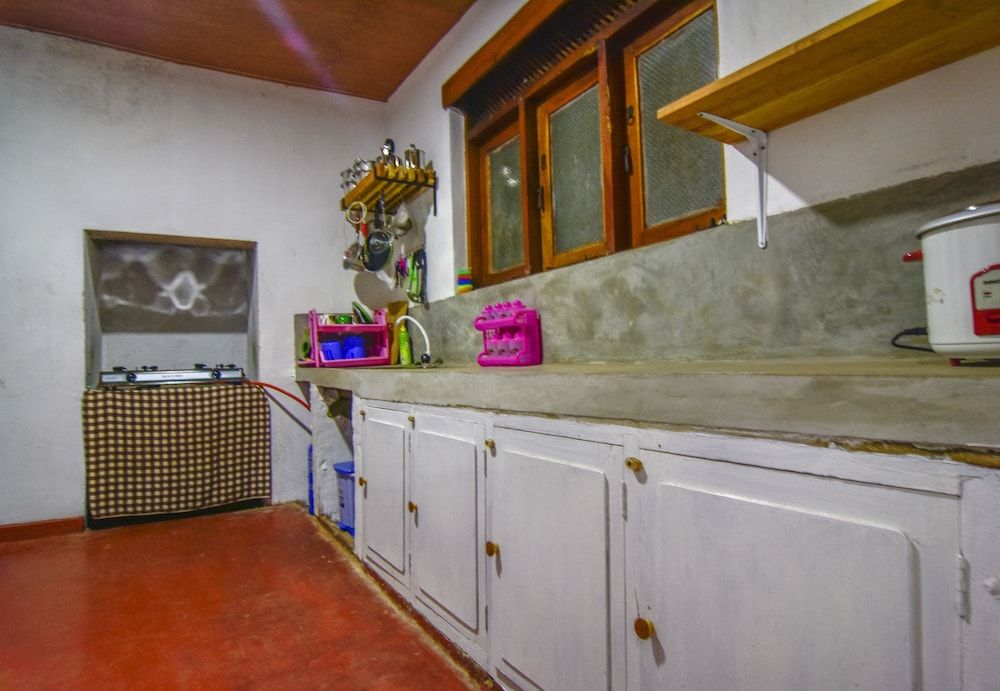 undefined Jay's Bunks-Kandy Hostel - Adults Only 4