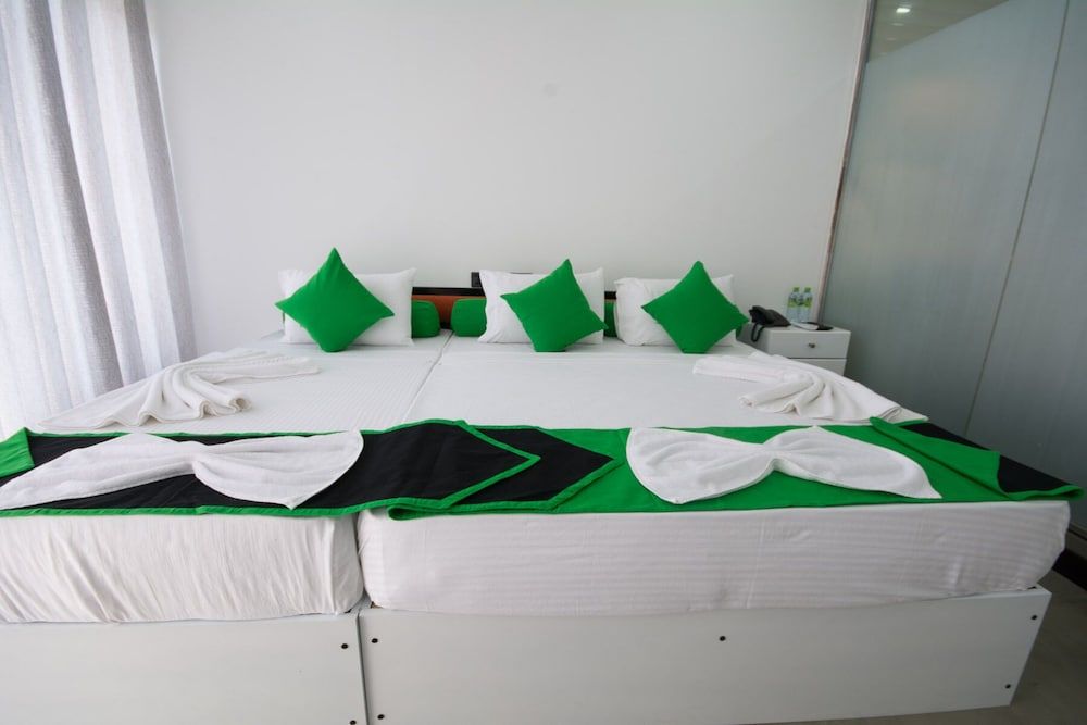 Avora Hotel Standard Triple Room, Multiple Beds 3