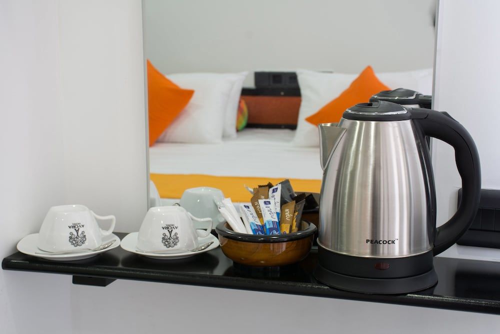 Avora Hotel Standard Double Room 8