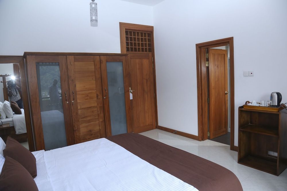 undefined Kandyan Gateway by Unique Hotels 6