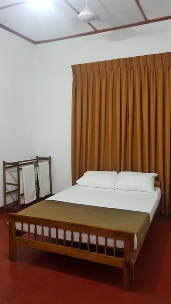 undefined Pinnacle Residence 3