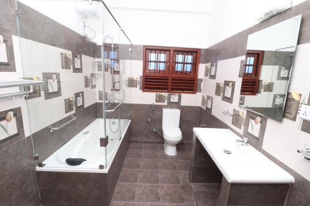 Slightly Chilled Forest Villa Standard Triple Room, Mountain View 6