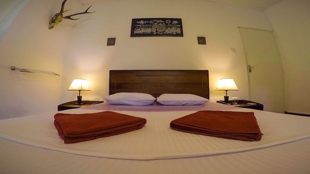 undefined Temple View 6