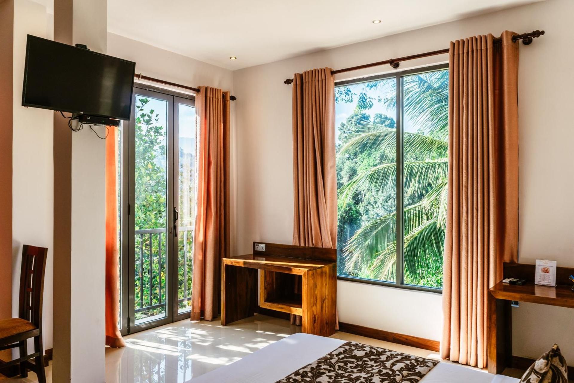 Rivendell Hotel Superior Double Room 7