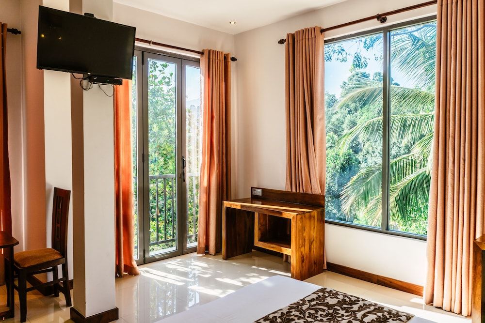 Rivendell Hotel Superior Double Room 5