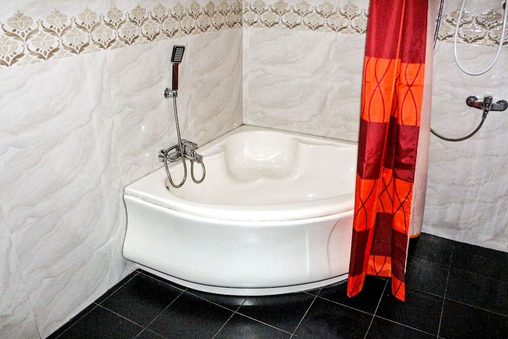 Soha Villa Kandy Superior Double Room with Mountain View 3