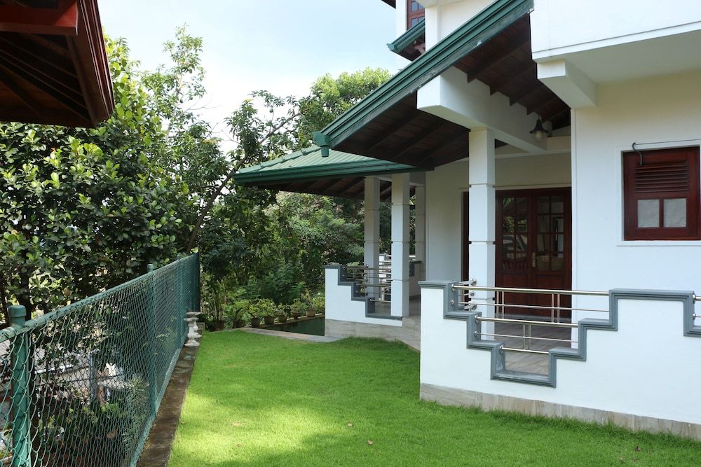 undefined Soha Villa Kandy 2