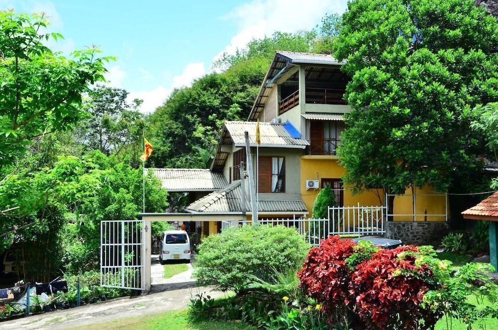 undefined Deer Point Hotel Kandy 2