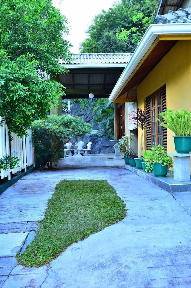 undefined Deer Point Hotel Kandy 3