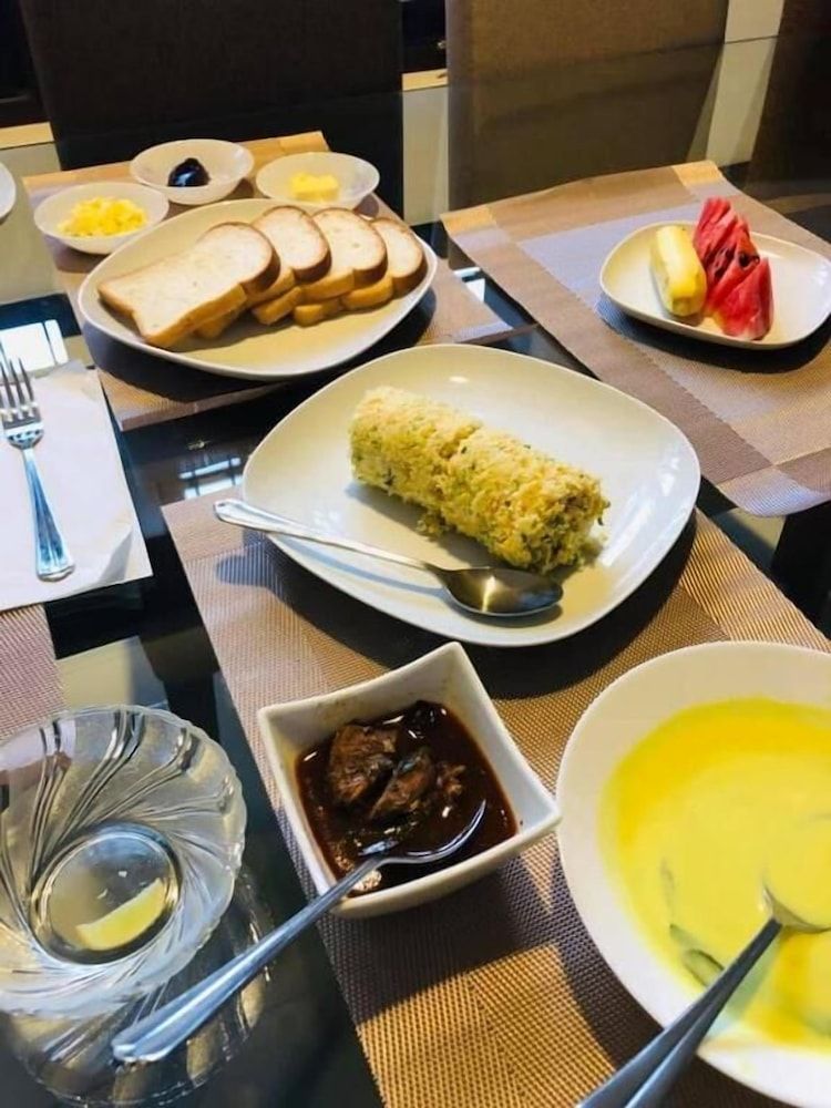 undefined The Tamarind 9