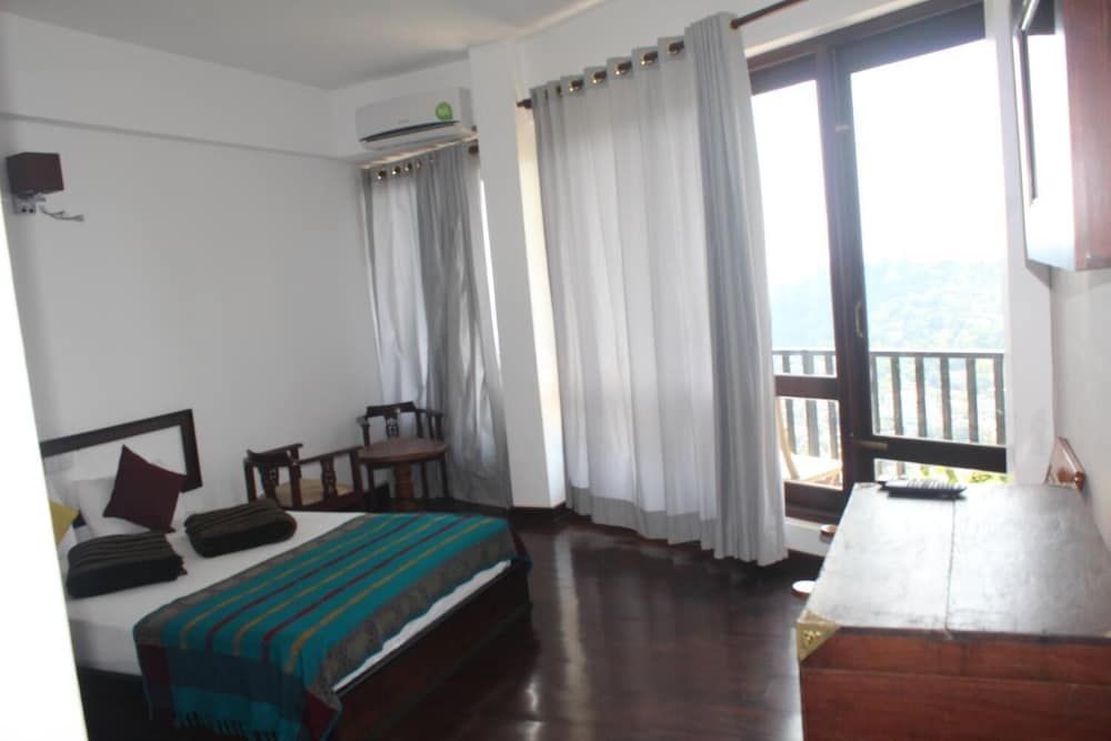 undefined Lawan One Kandy 7