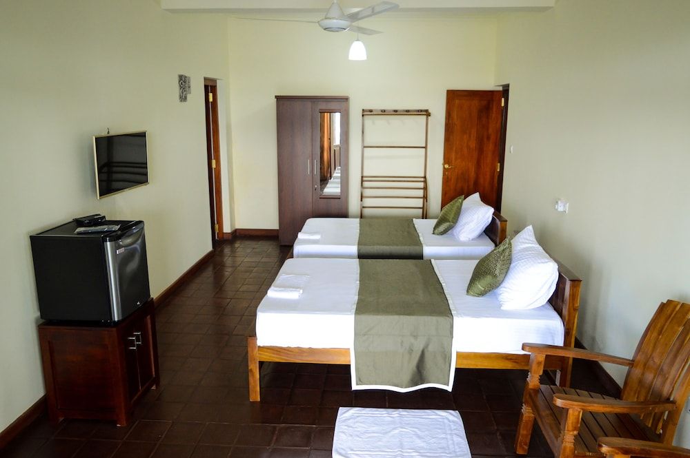 undefined Kandy Tourmaline Lankavilla 6