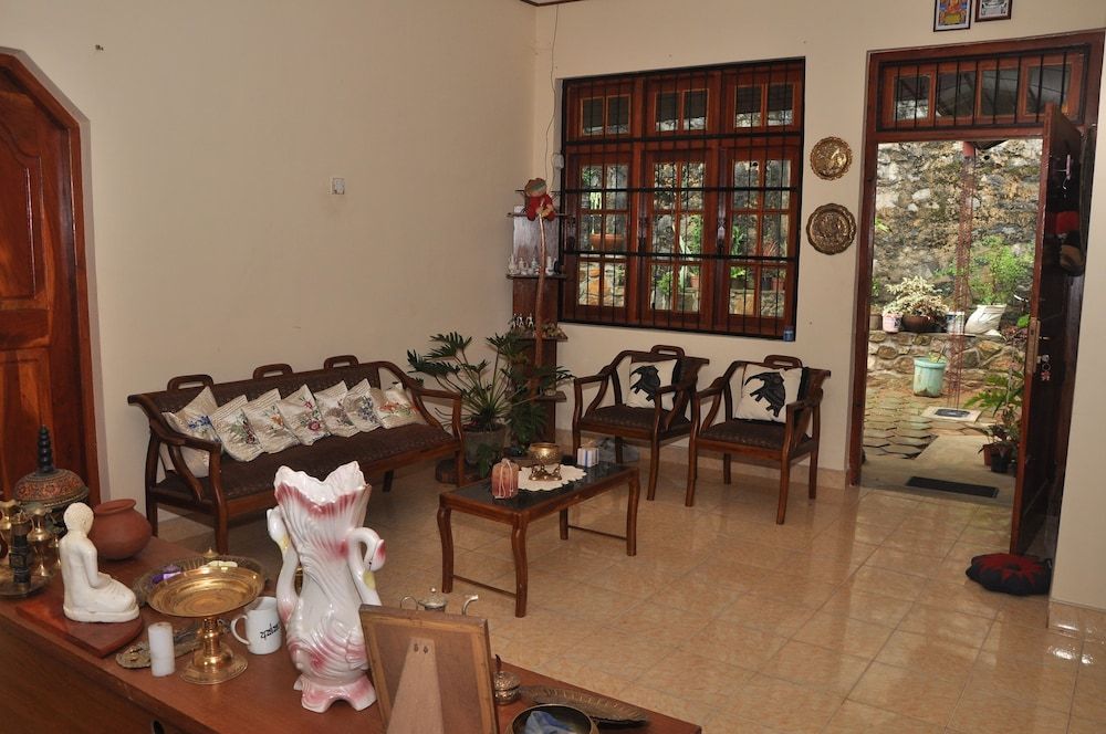 undefined Springhill Homestay 4