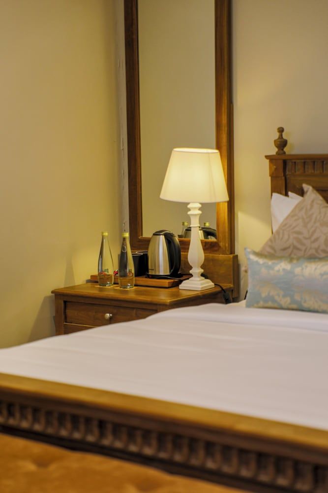 undefined Castle Hill Bungalow 4