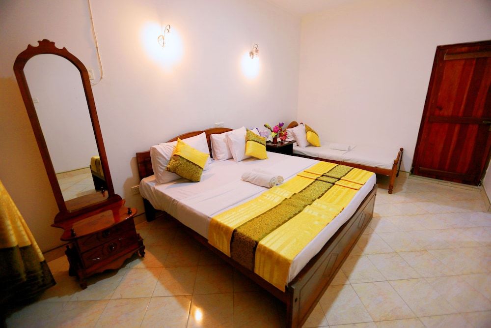 undefined Hotel Mahaweli Spring 8