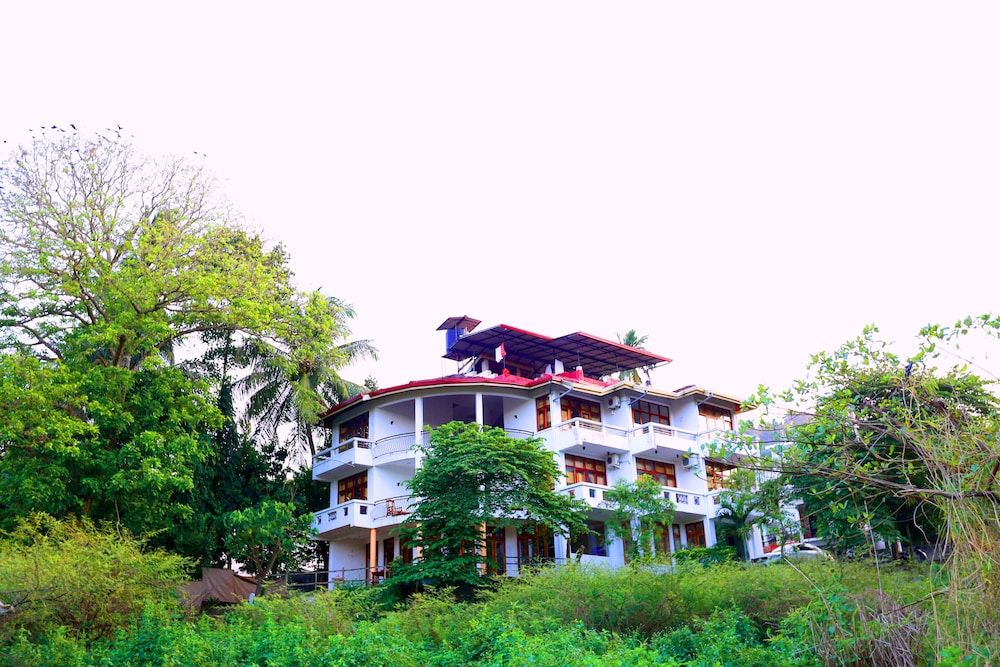 undefined Hotel Mahaweli Spring 2