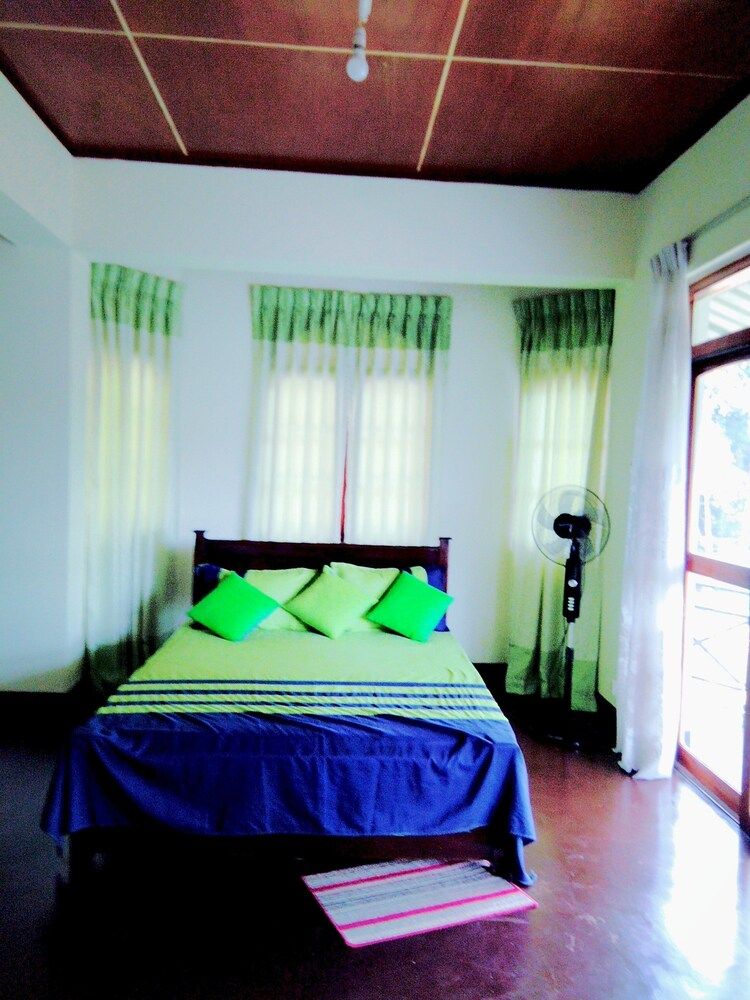 43 Homestay Family Room 6