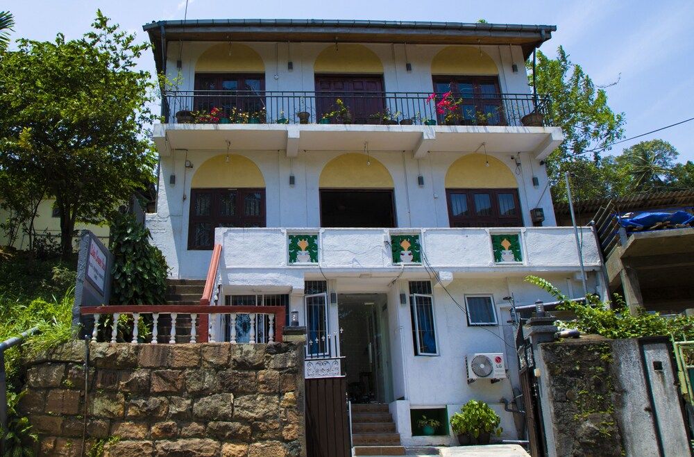 undefined Lake Corner Inn