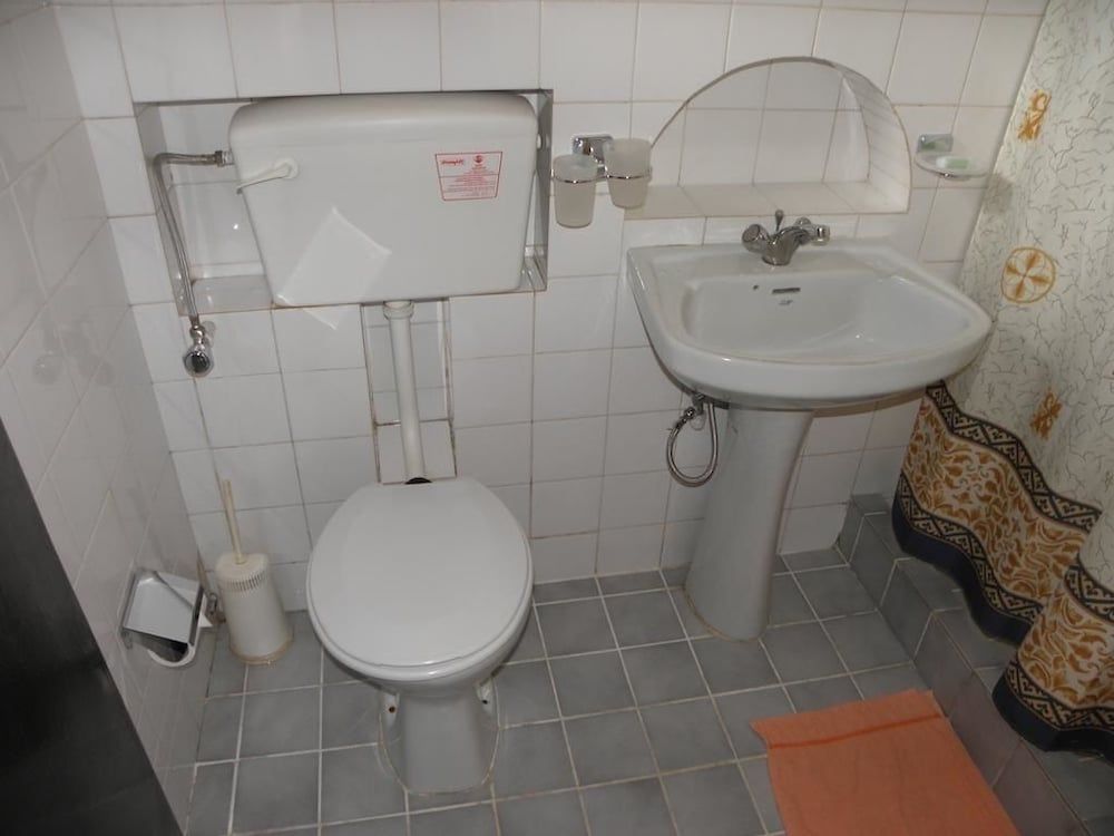 Kandy Homestay Basic Double Room 3