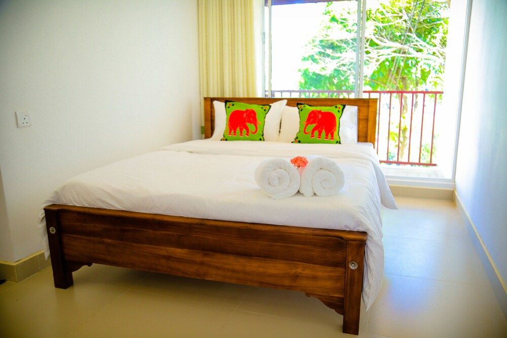 White Lodge Kandy Deluxe Triple Room, Multiple Beds, Accessible, Hill View 5