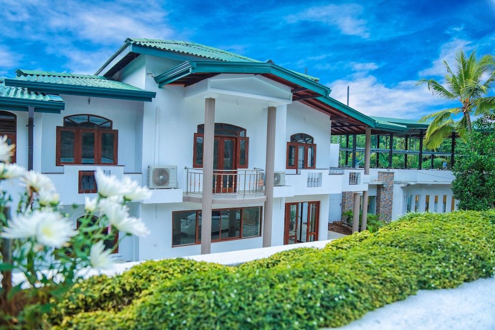 undefined Royal Classic Resort 6