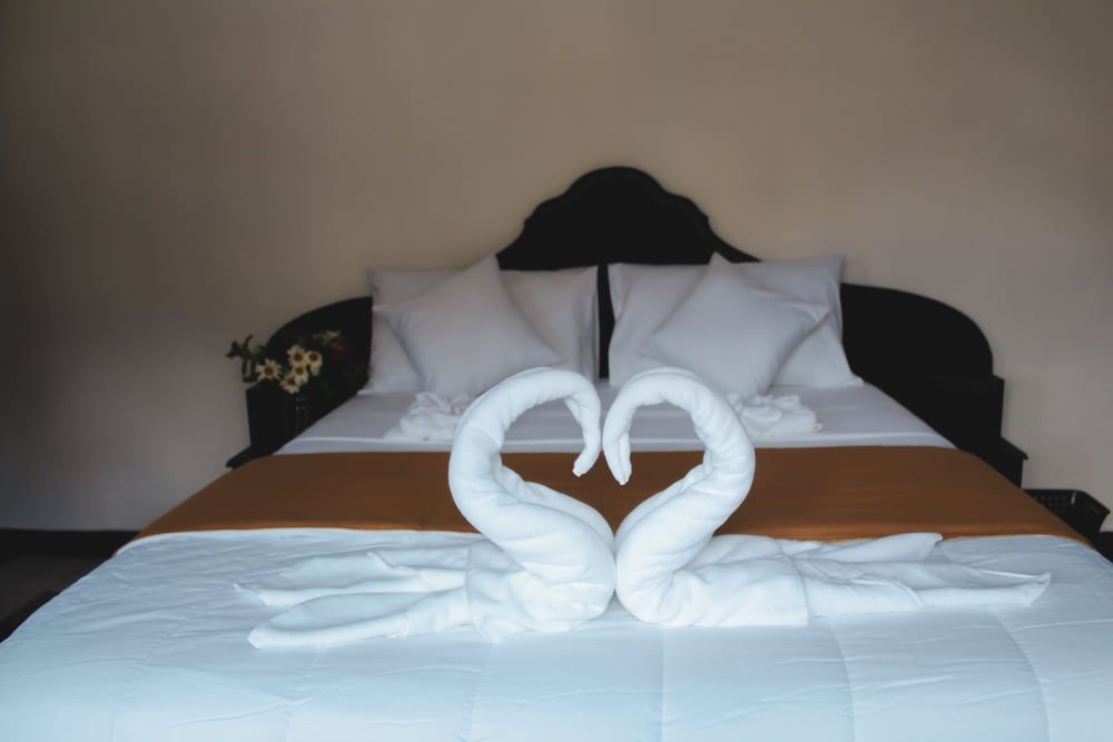 Stay Rumies Deluxe Room 8