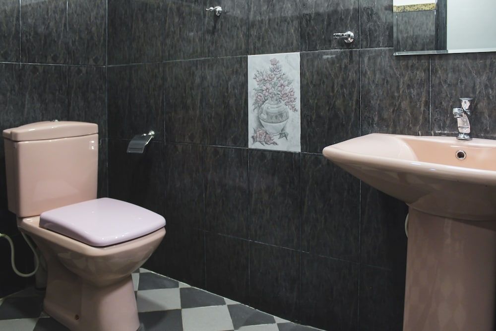 Stay Rumies Deluxe Room 16