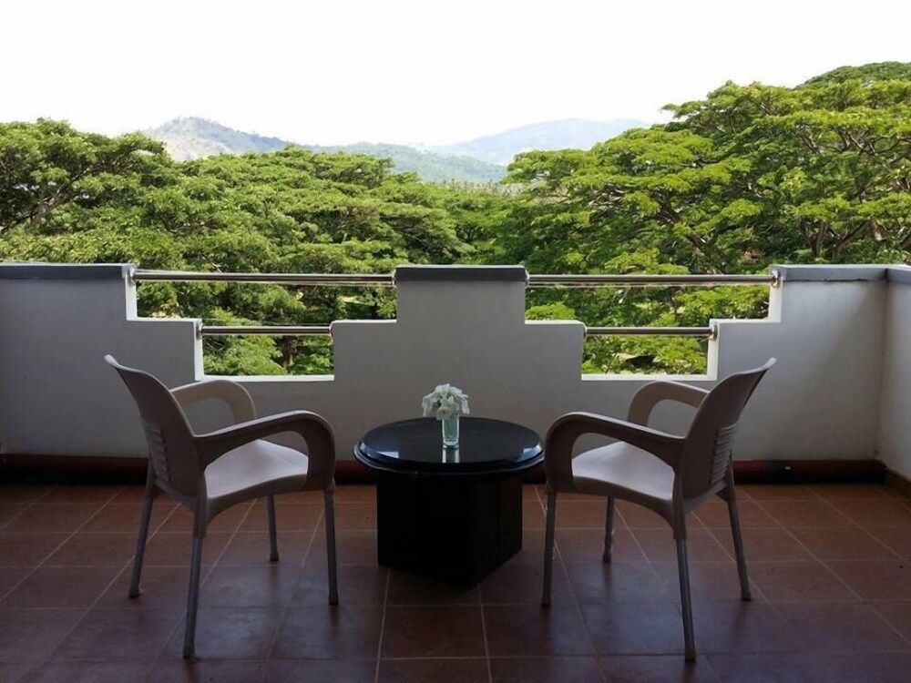 undefined Hotel Lans 2