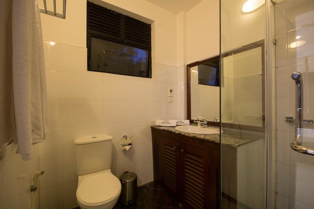 Ceyloni Panorama Resort Deluxe Double Room with Balcony 7