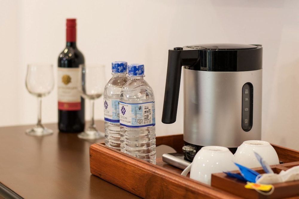 Ceyloni Panorama Resort Deluxe Double Room with Balcony 8