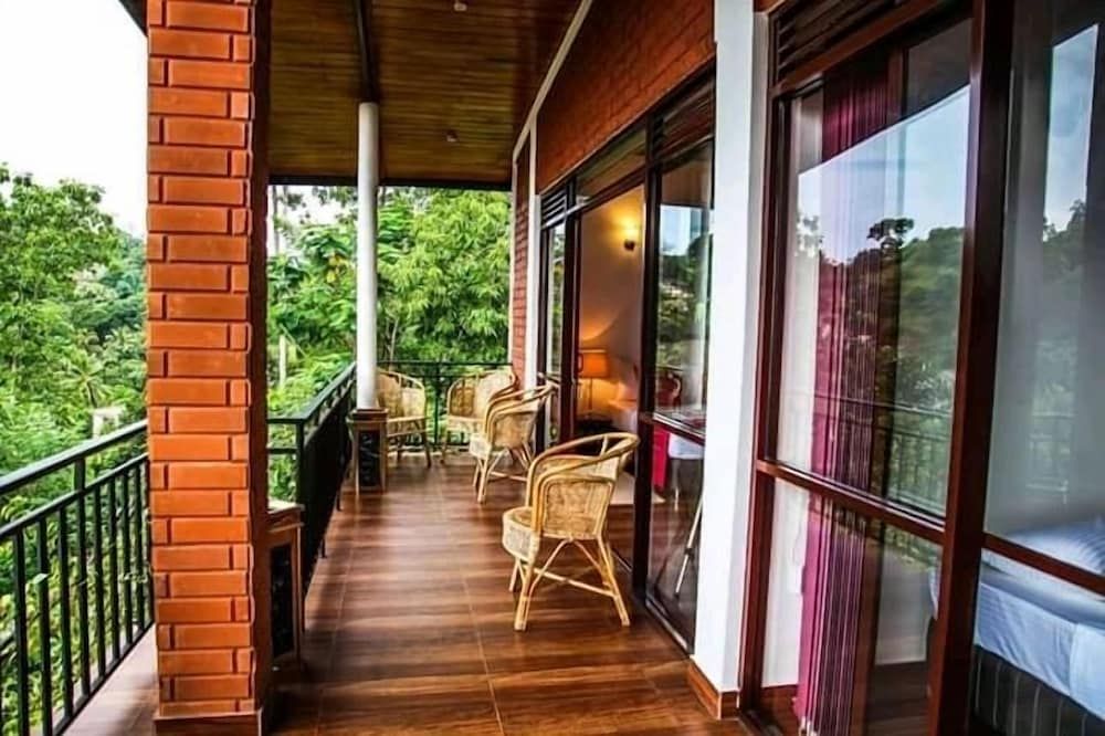 undefined The Tenthola Kandy 6