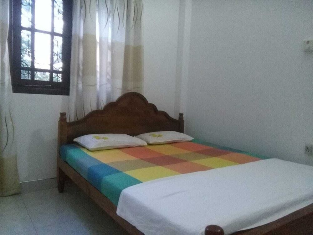 Mahaweli King's Villa Comfort Room 4