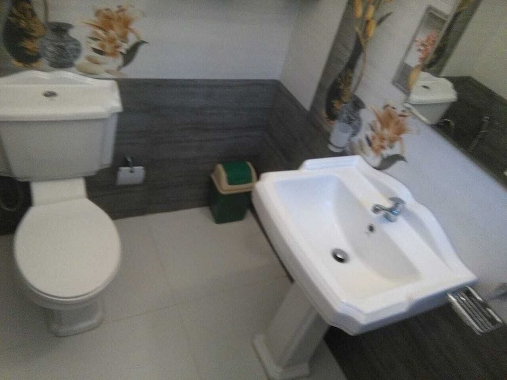 Mahaweli King's Villa Family Triple Room, 3 Bedrooms, Non Smoking, River View 3