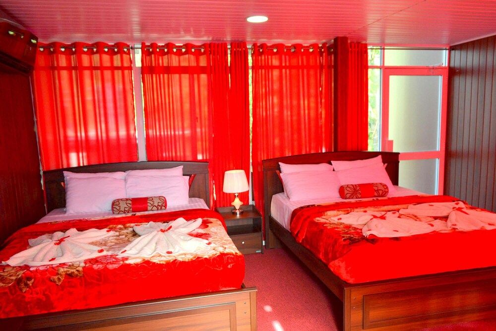 Luxury Quadruple Room, Hill View, Executive Level