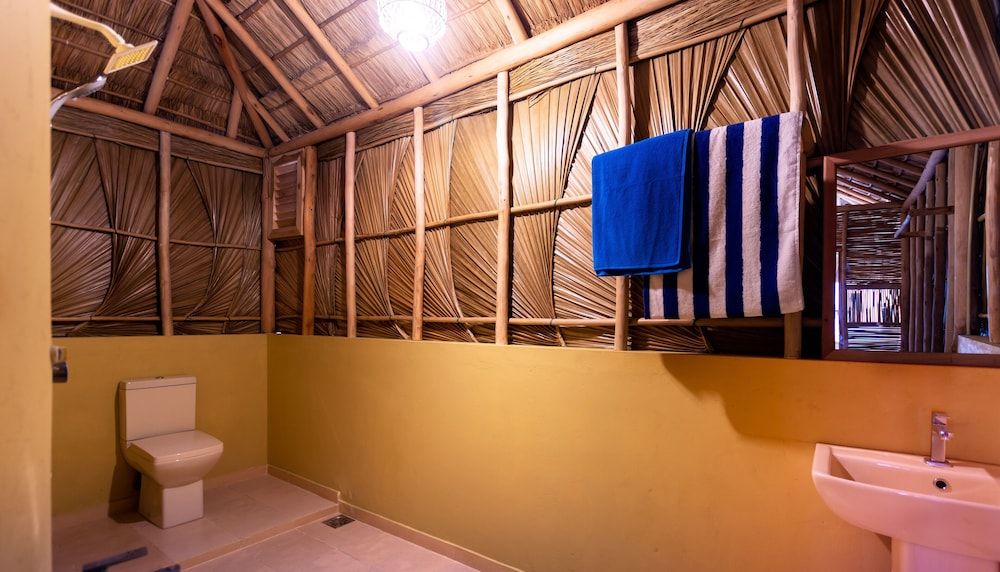 Blue Waters Arugambay ECO LUXURY BEACHFRONT DOUBLE CABANA 14