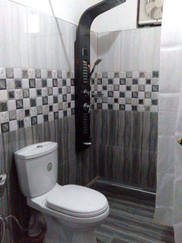 Zircon Ella Standard Double Room 11