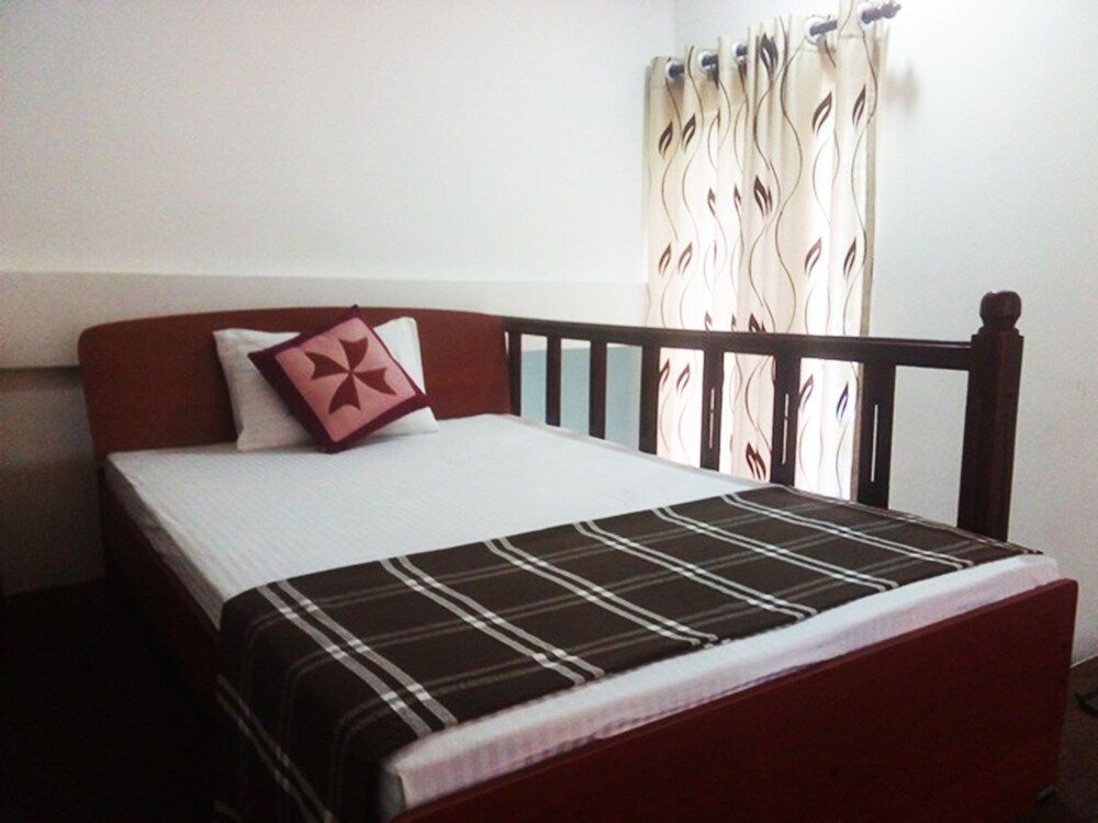 Ella Gate Resort Deluxe Triple Room, Non Smoking 2