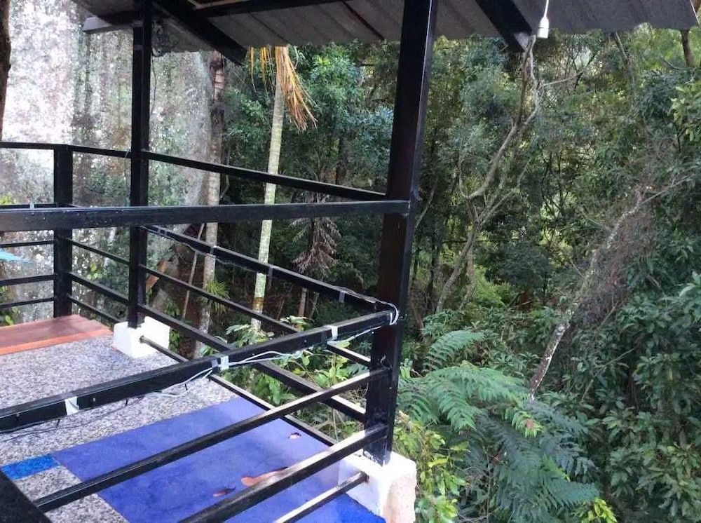 Ella camping Resort Comfort Double Room Single Use, 1 Double Bed, Mountain View 3