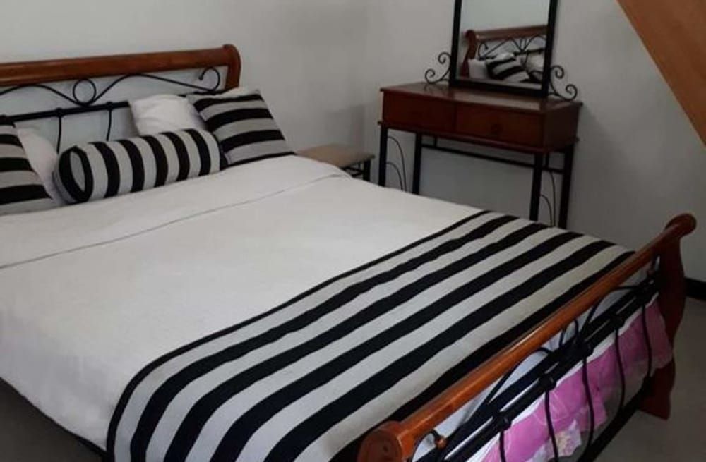 undefined Grand 39 10