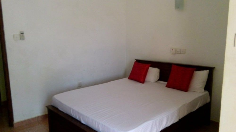 undefined Ella Farmer Village 4