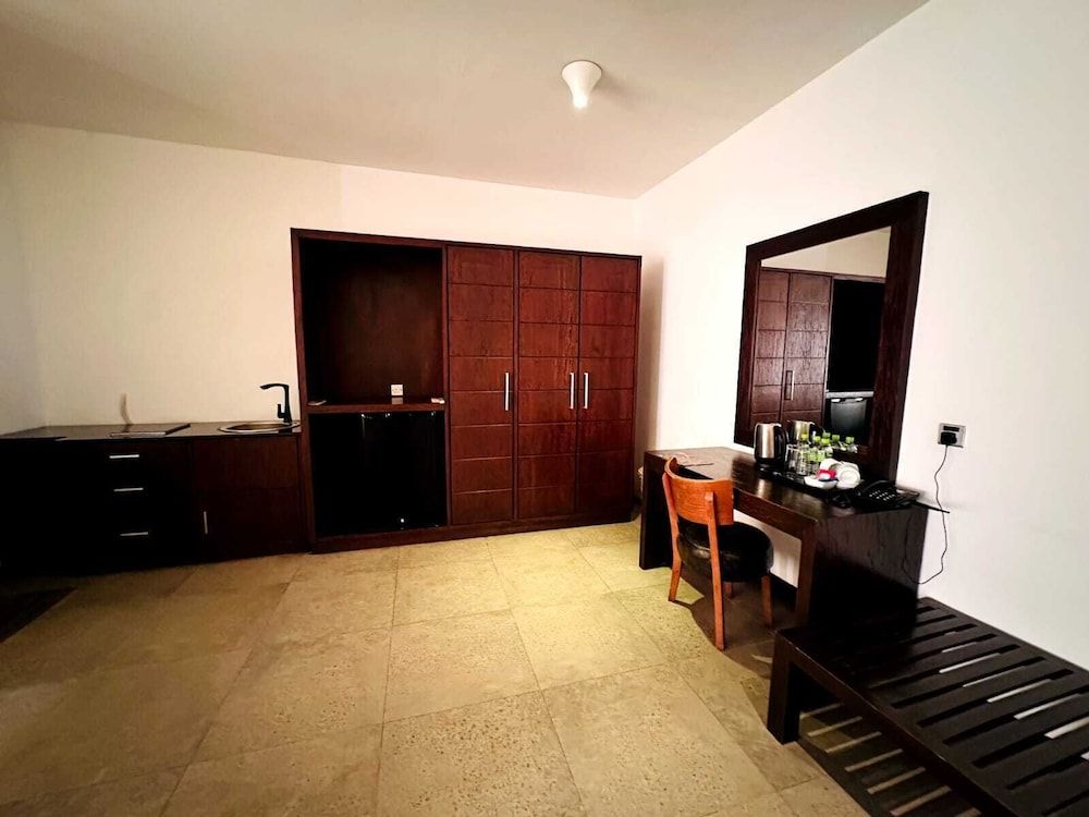 Ella Flower Garden Resort Deluxe Suite 12