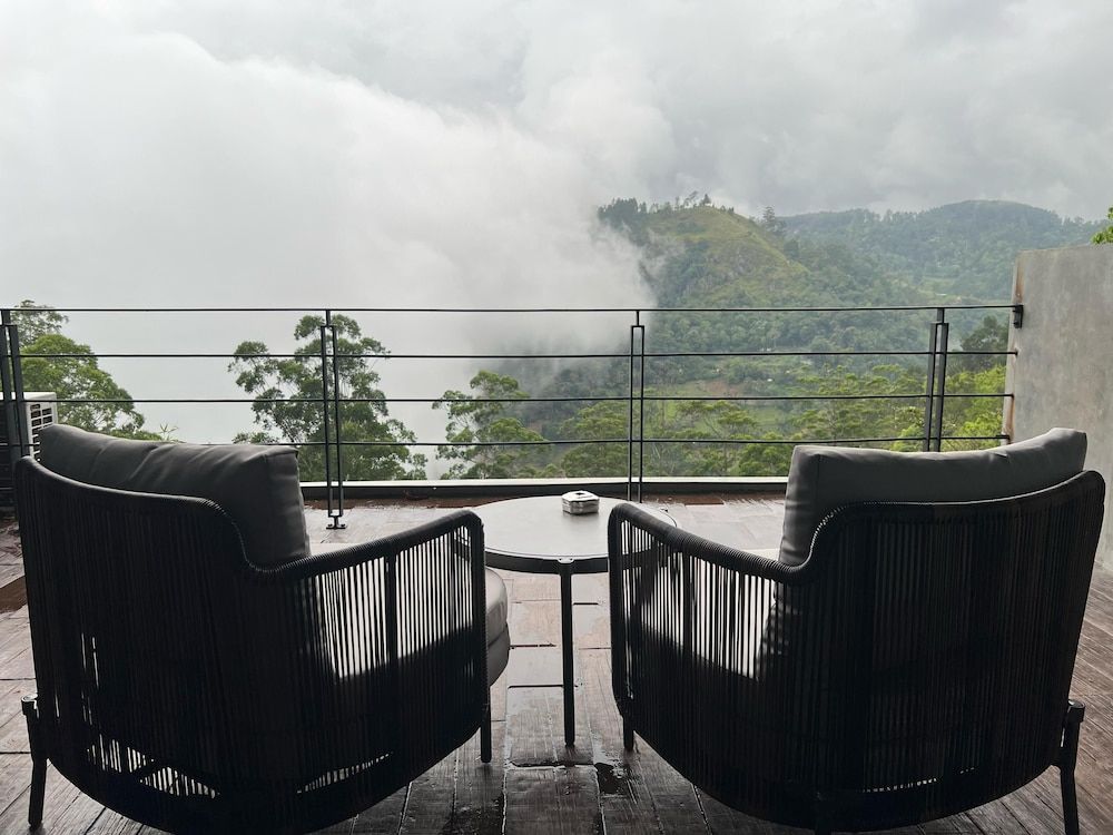 Ella Flower Garden Resort Deluxe Double Room 5