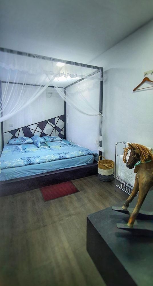 undefined Area 4 eco cubes 8