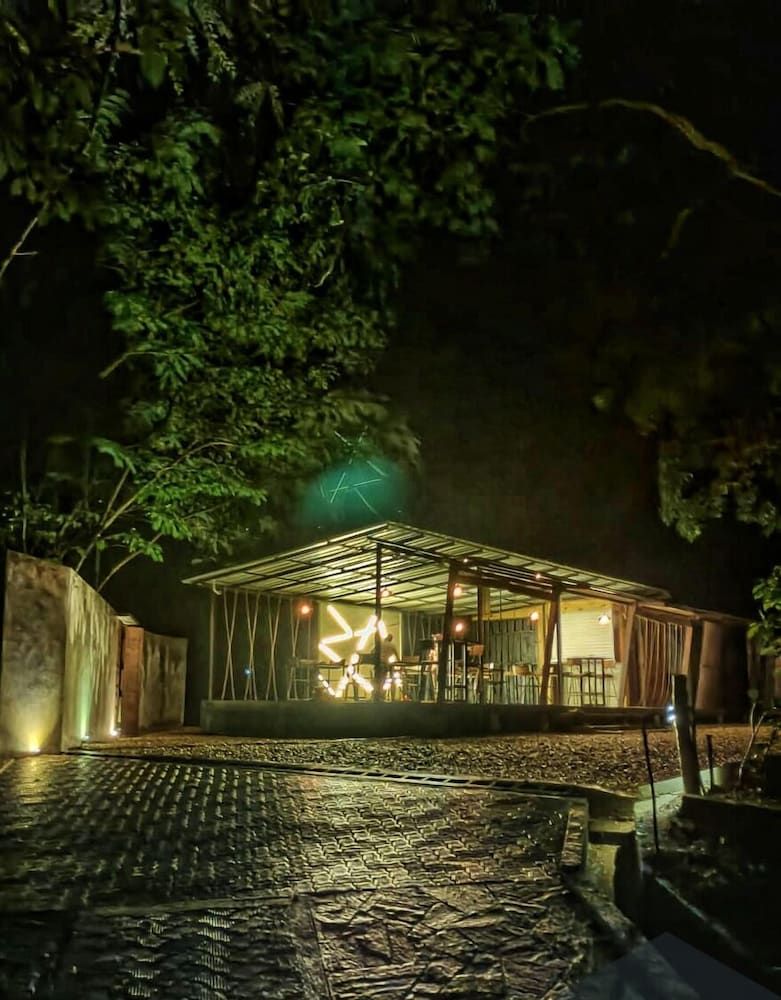 undefined Area 4 eco cubes 5