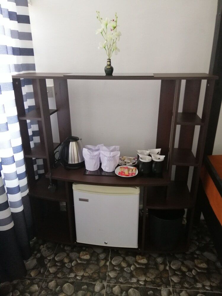 undefined SunTop Inn 8