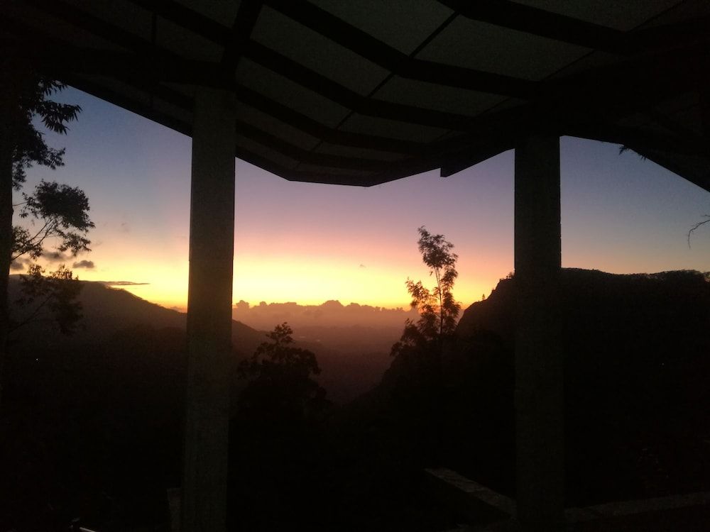 Glen Rock Ella Double Room with Balcony 12